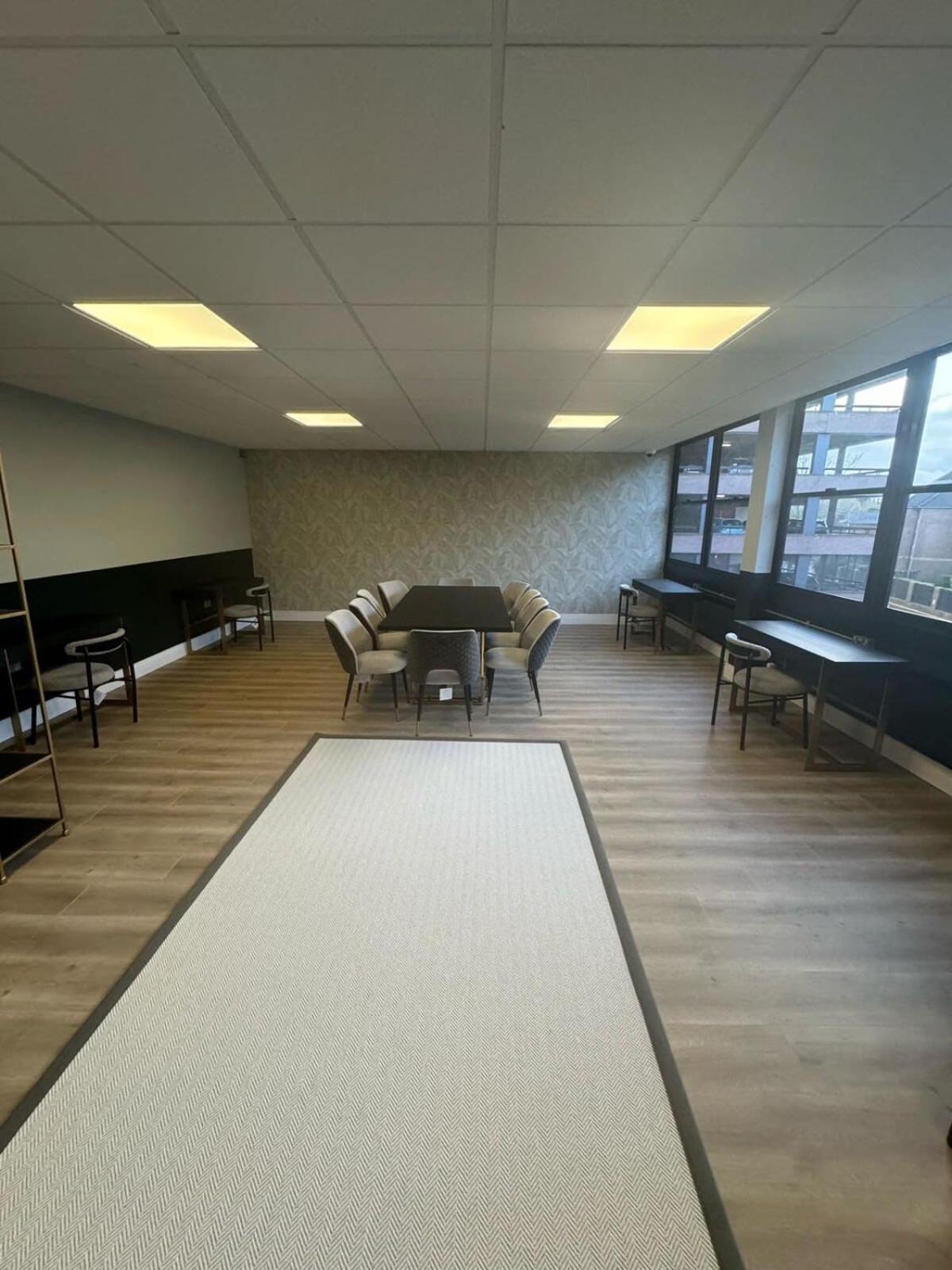 Bright Contemporary Studio In East Grinstead Exterior photo